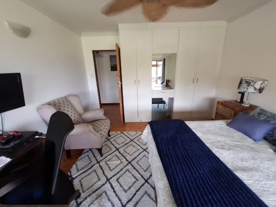 5 Bedroom Property for Sale in Waterkloof East North West